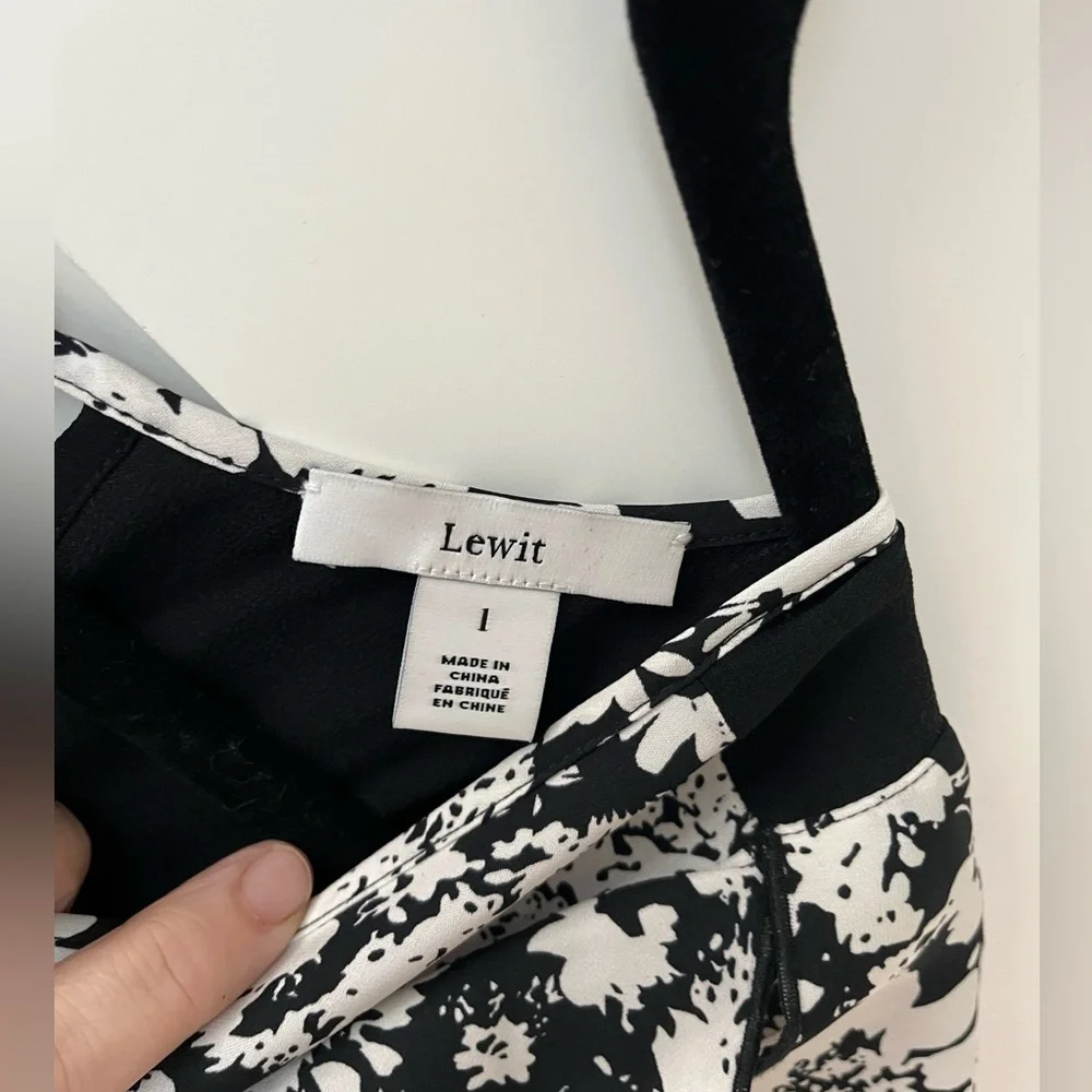 Lewit || silk shirt - Picture 4 of 9